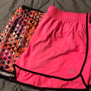 Victoria’s sport running shorts with liner